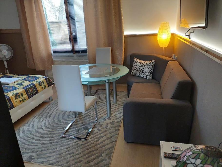 Ujszeged Apartman Exterior foto